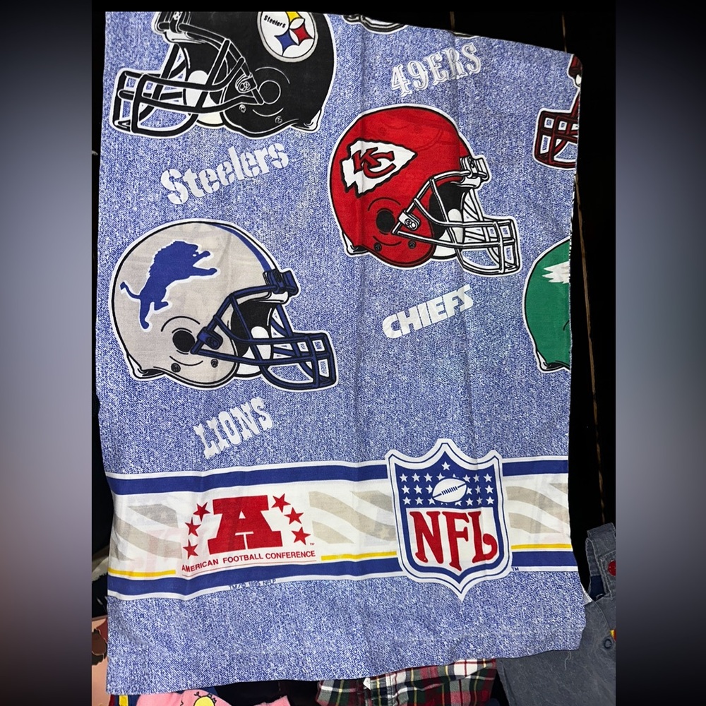 VINTAGE Official NFL 1995 pillow case